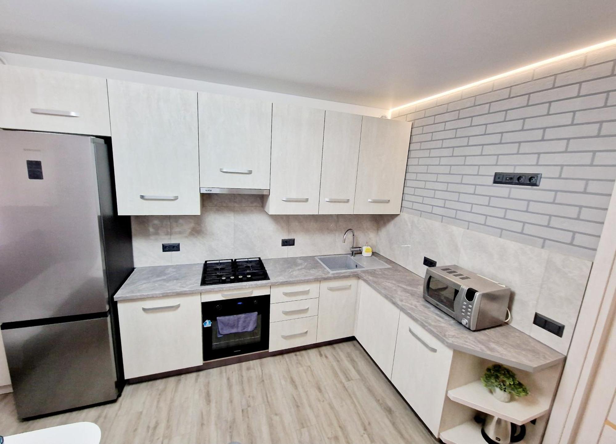 Apartament On Chornovola, 40 Жк "Варварівка" Lutsk Exterior photo